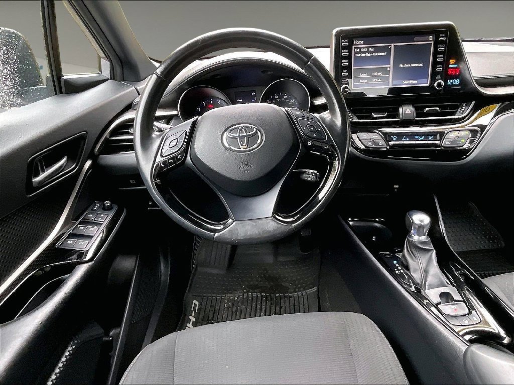 Used 2019 Silver Toyota XLE image 16