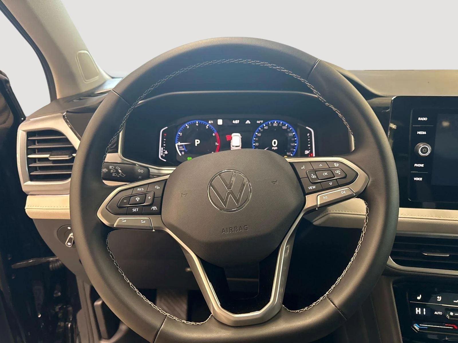 2026 Volkswagen Taos SEL - Photo 16