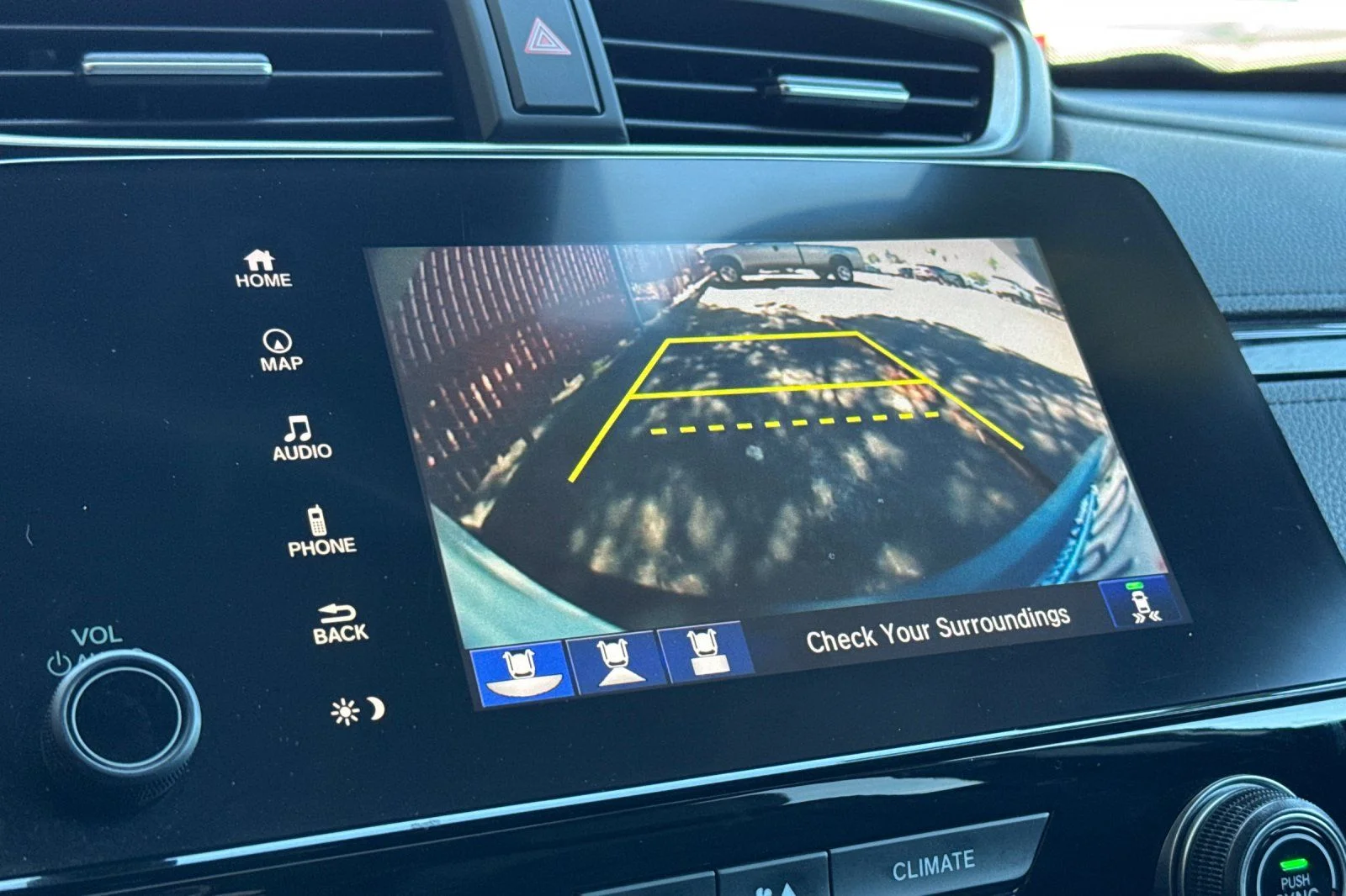 Certified Used 2018 White Honda Touring image 19