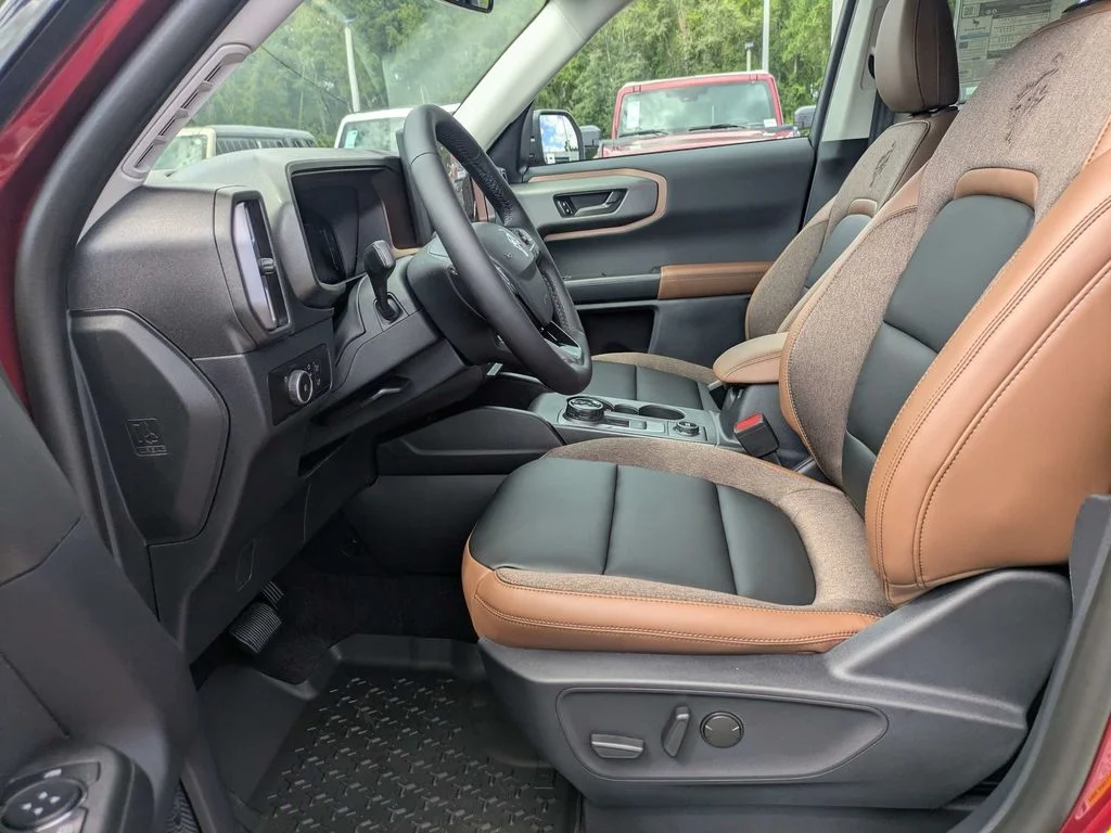 New 2026 Ruby Red Metallic Tinted Clearcoat Ford Outer Banks image 18