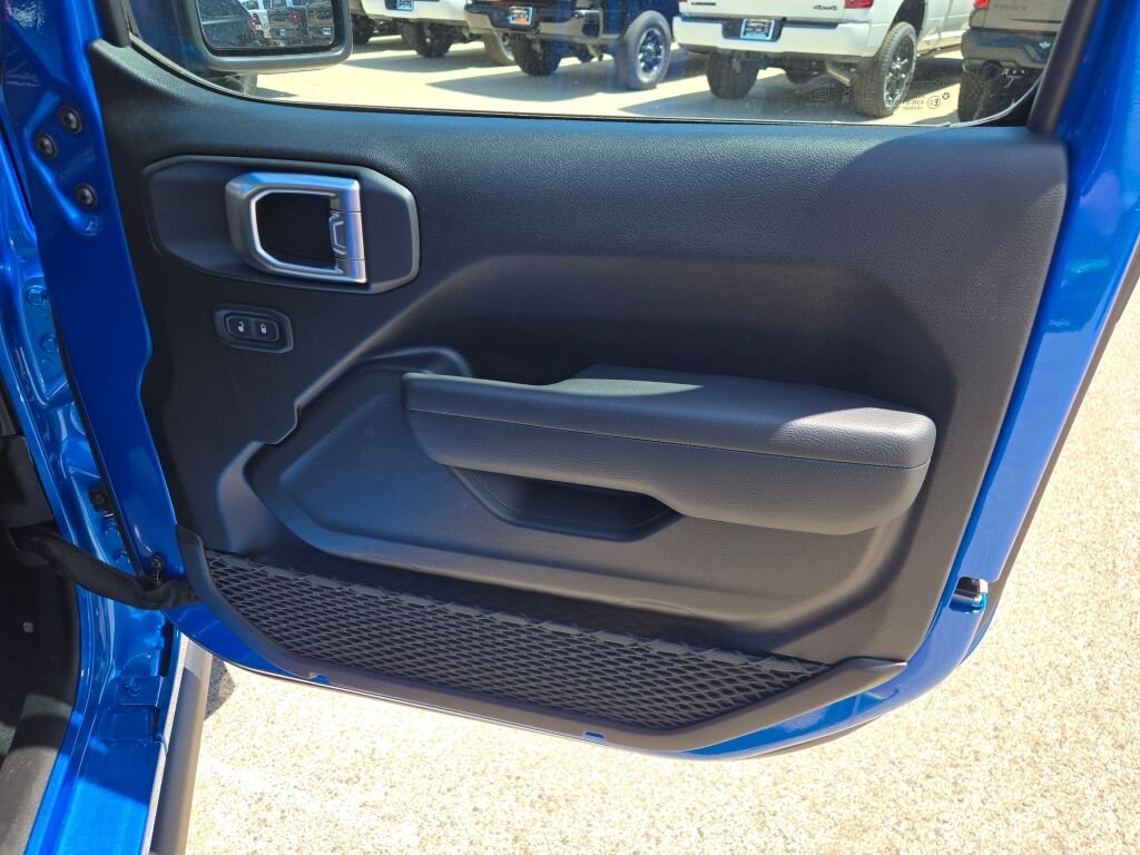 New 2026 Hydro Blue Pearl-Coat Exterior Paint Jeep Willys image 6