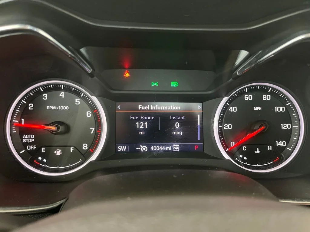 Used 2023 Gray Chevrolet ACTIV image 9