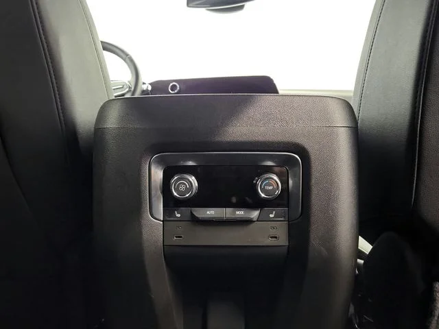 Used 2025 Black Chevrolet Premier image 43