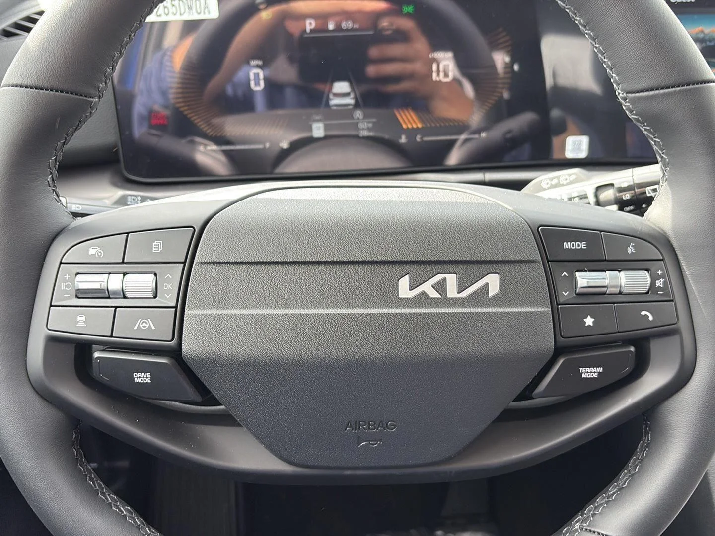 2026 Kia Sportage EX - Photo 16