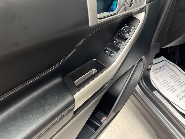 Used 2024 Gray Ford Limited image 10