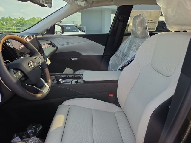 New 2026 Nori Green Pearl Lexus LUXURY image 11