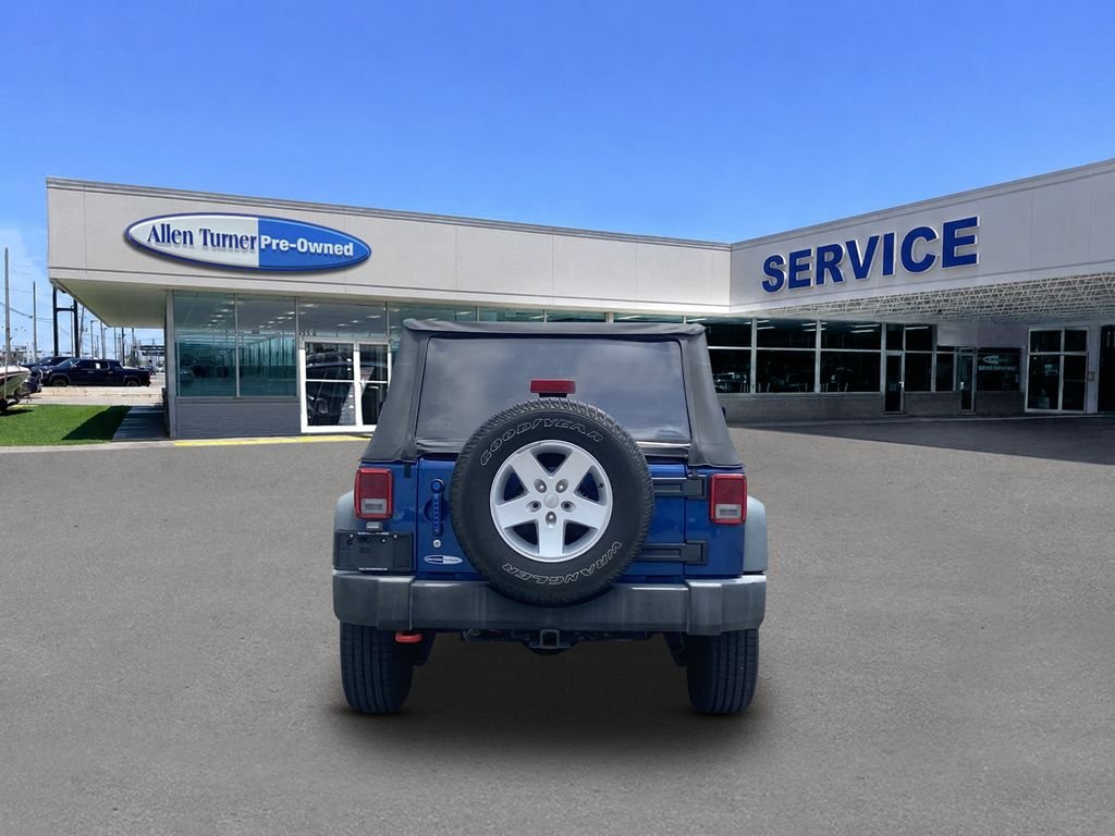 Used 2009 Deep Water Blue Pearlcoat Jeep X image 8