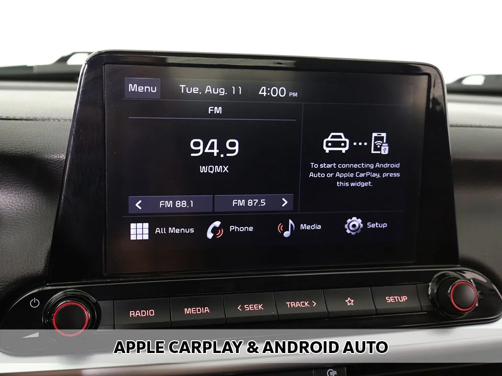 Used 2022 White Kia LXS image 6