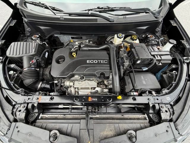 Used 2022 Mosaic Black Metallic Chevrolet LT image 18