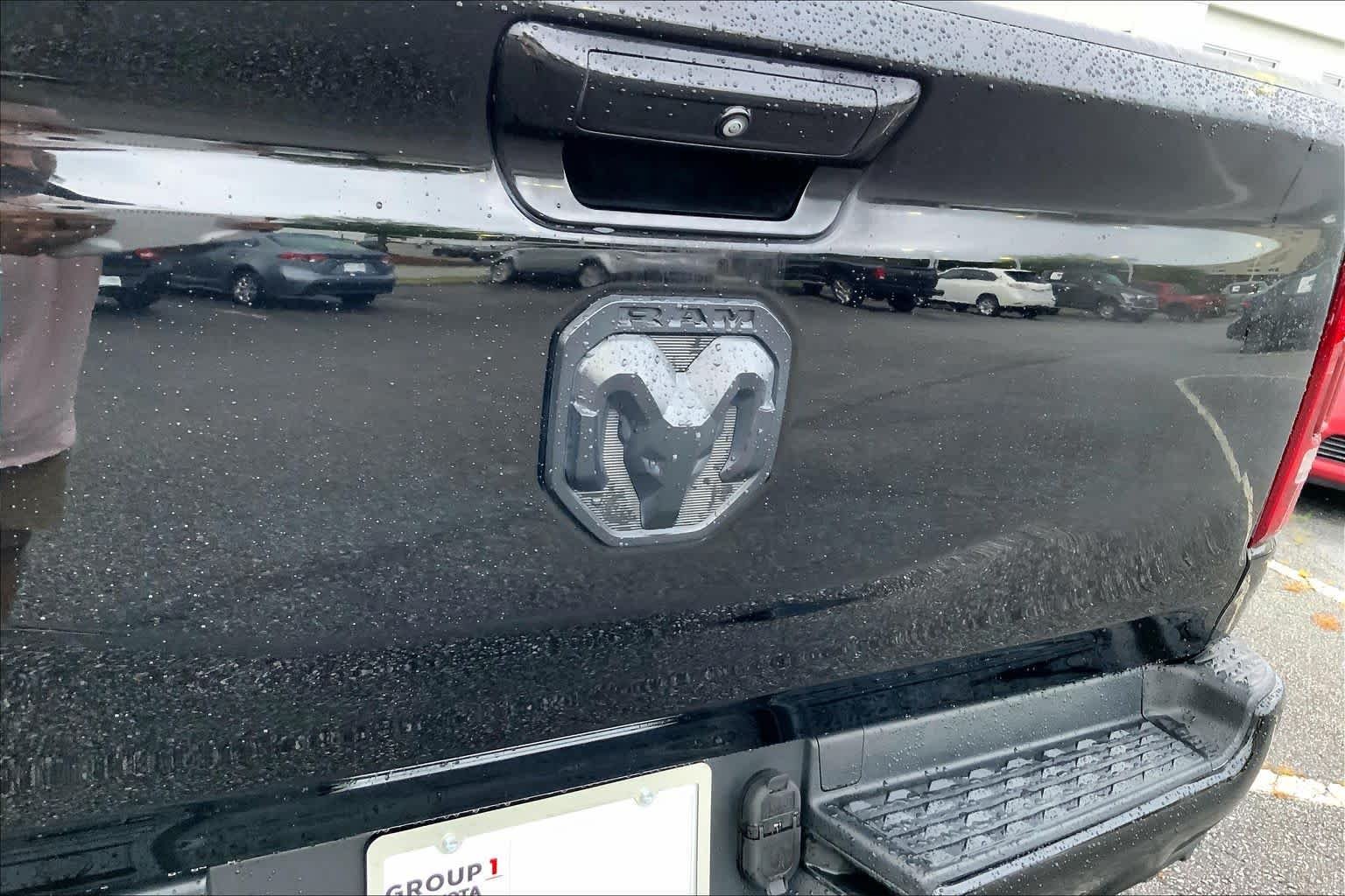 Used 2019 Diamond Black Crystal Pearlcoat Ram Big Horn/Lone Star image 10