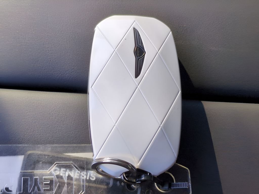 New 2026 White Genesis 3.5T E-SC MHEV PRESTIGE BLACK image 26