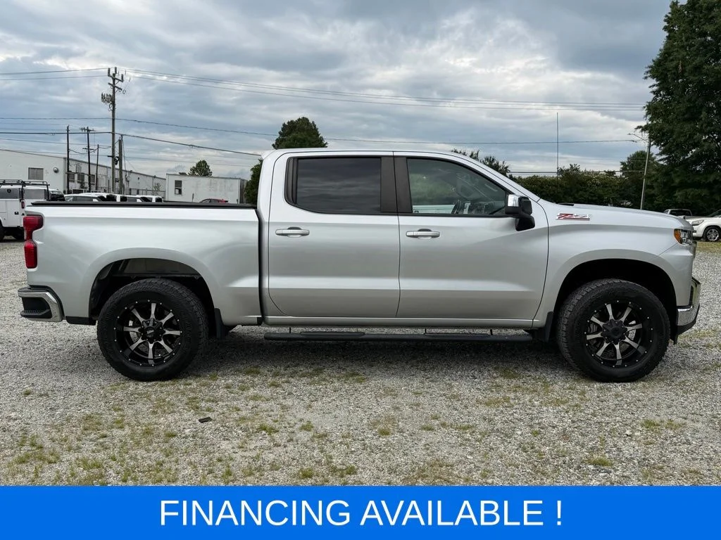 Used 2021 Silver Chevrolet LT image 10