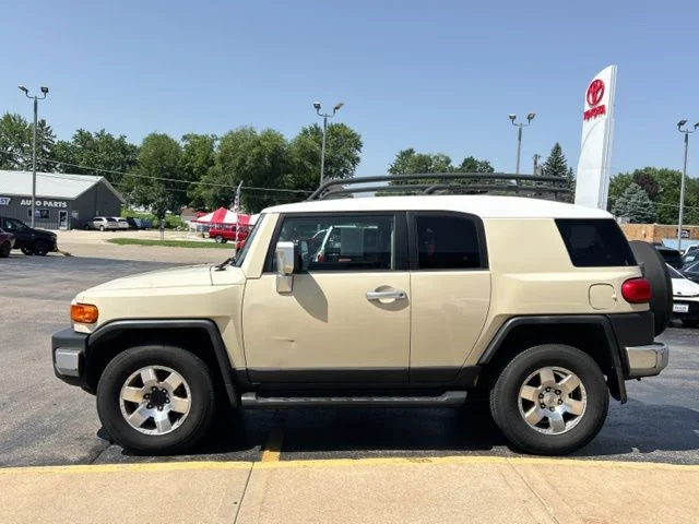 Used 2008  Toyota Base image 6