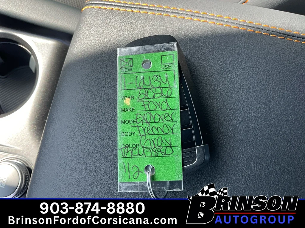 New 2026 Carbonized Gray Metallic Ford Tremor® image 20