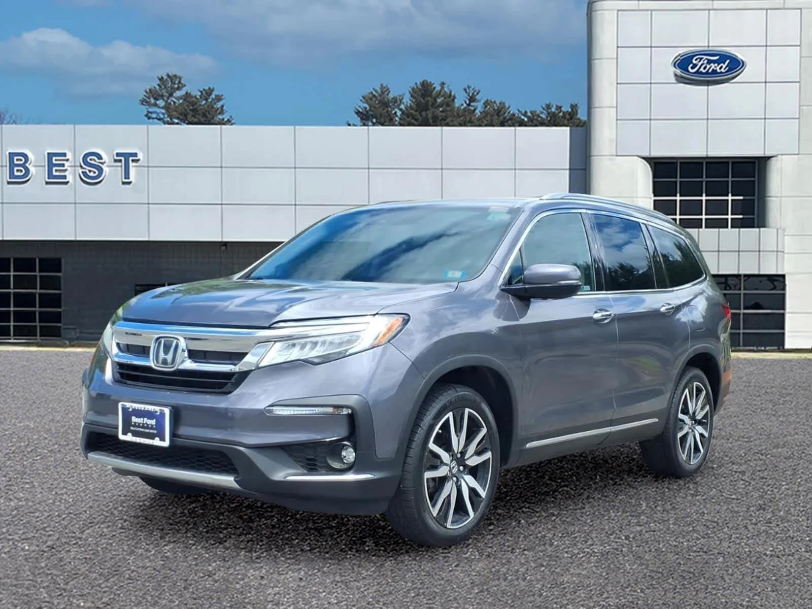 2022 Honda Pilot Touring 8-Passenger