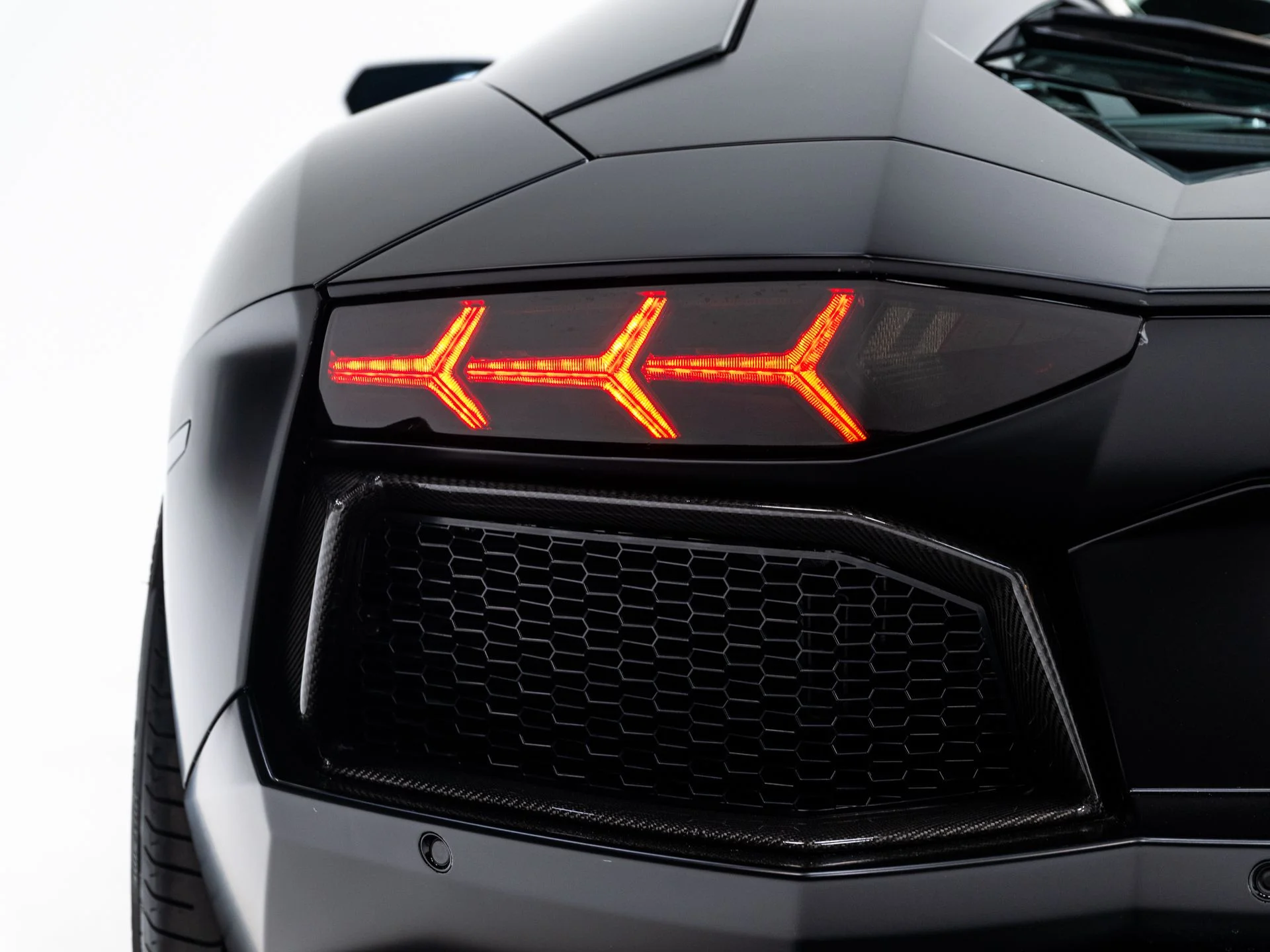 Used 2014  Lamborghini Roadster image 106