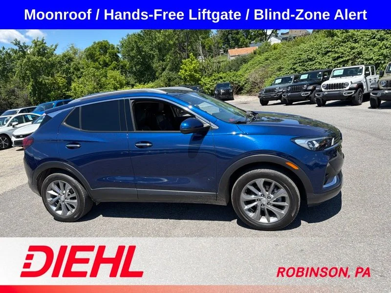 Used 2023 Blue Buick Essence image 5