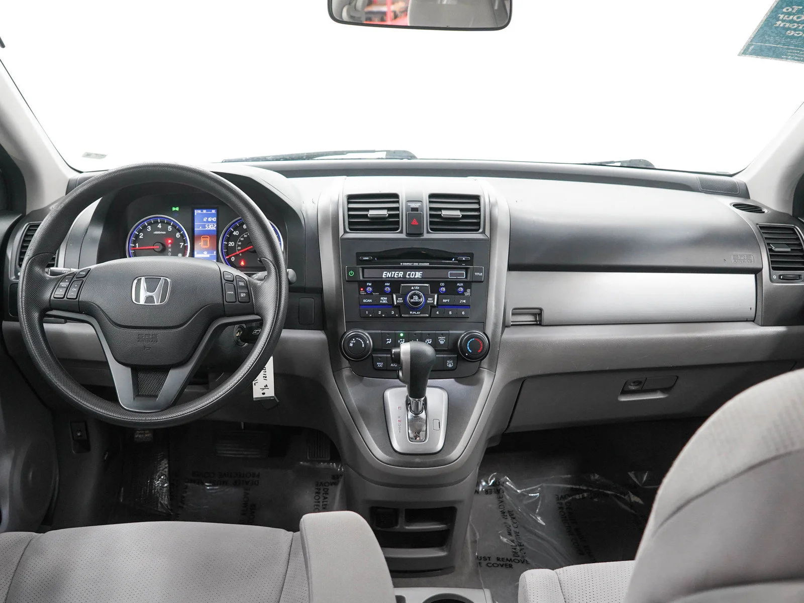 Used 2011 Taffeta White Honda SE image 15
