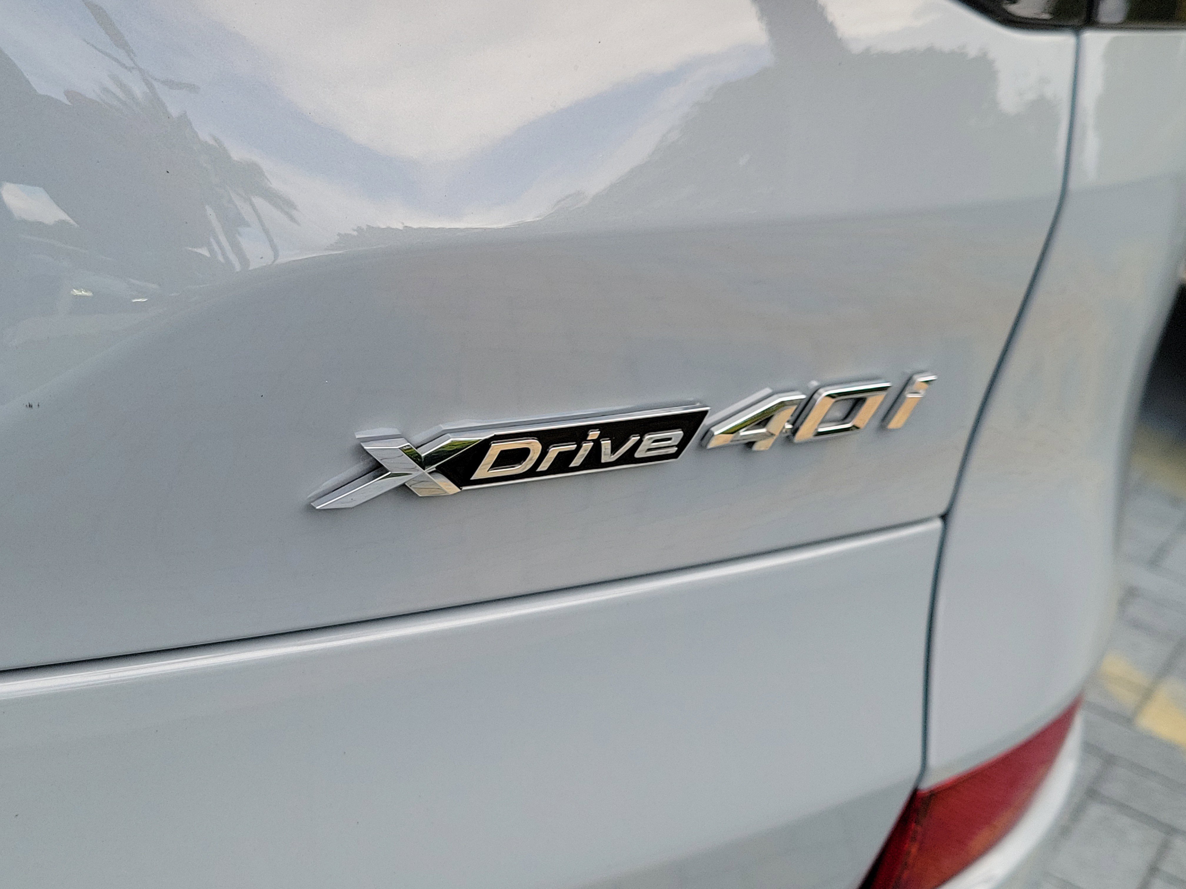 Certified Used 2024 Brooklyn Grey Metallic BMW xDrive40i image 6
