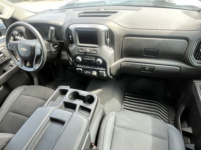 Used 2025 White Chevrolet Custom image 17