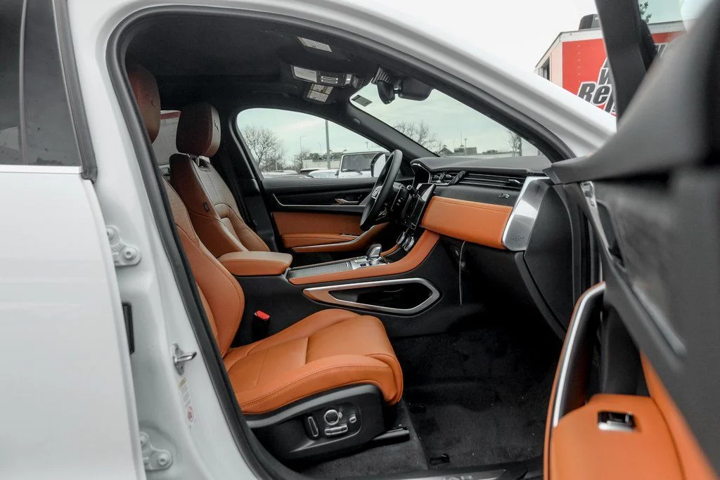 2026 Jaguar F-Pace R-Dynamic S - Photo 20
