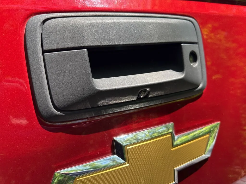 Used 2018 Red Chevrolet LT image 15