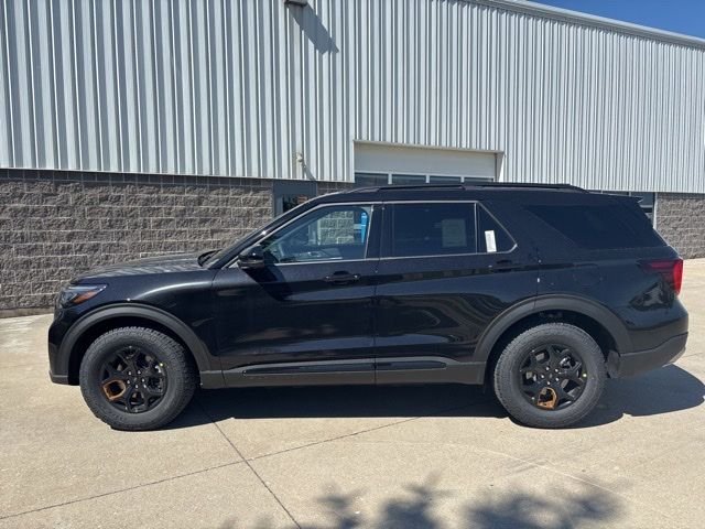 New 2026 Agate Black Metallic Ford Tremor image 5