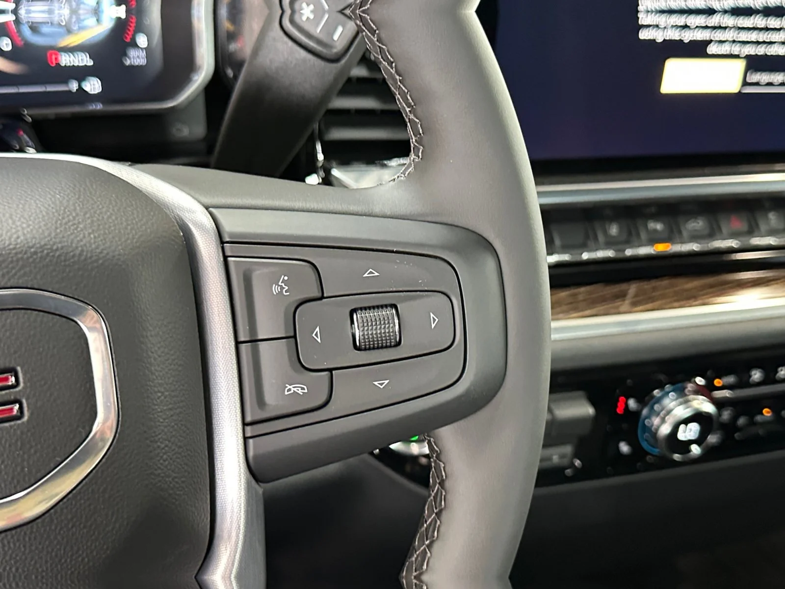 New 2026 Onyx Black GMC SLE image 29