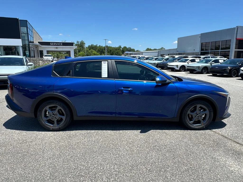 New 2026 Deep Sea Blue Kia LXS image 2