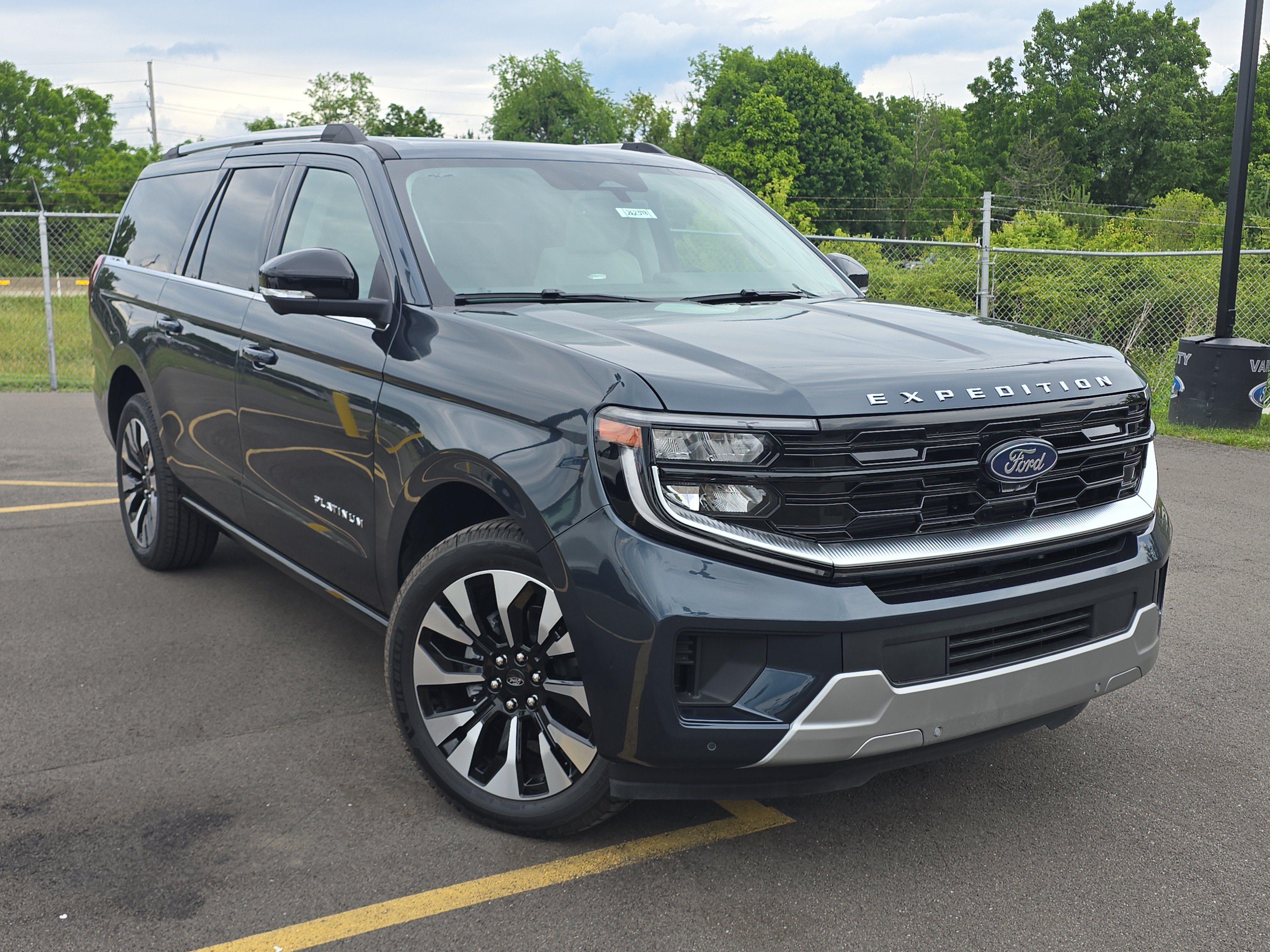 2026 Ford Expedition Platinum MAX 4x4's photo