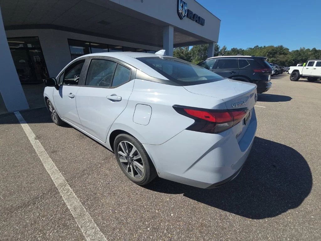 Used 2023 Gray Nissan 1.6 SV image 4