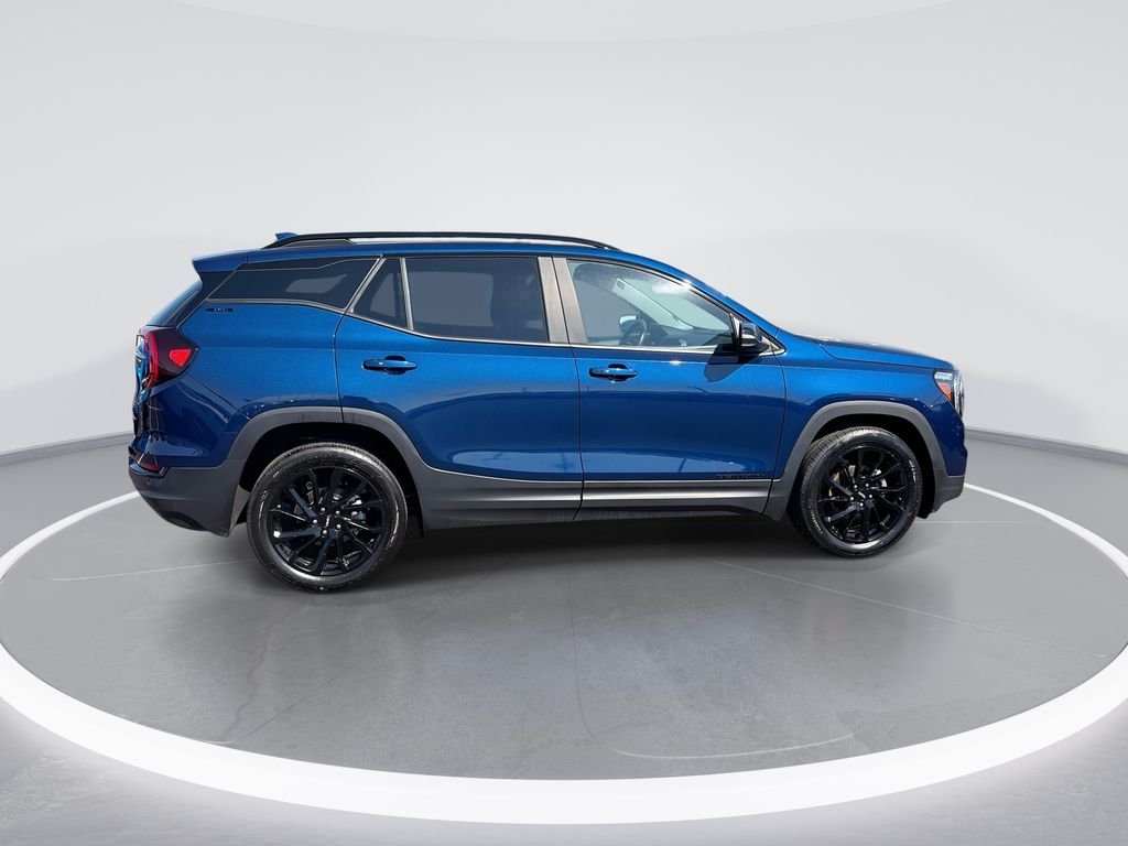 Used 2023 Blue GMC SLE image 9