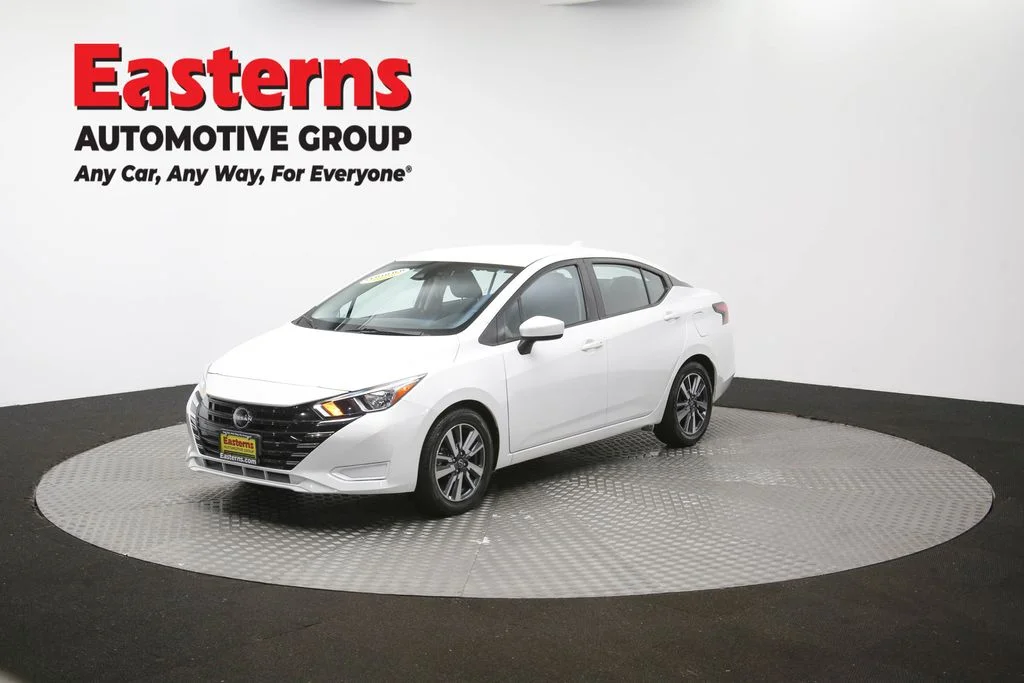 Used 2023 White Nissan 1.6 SV image 55