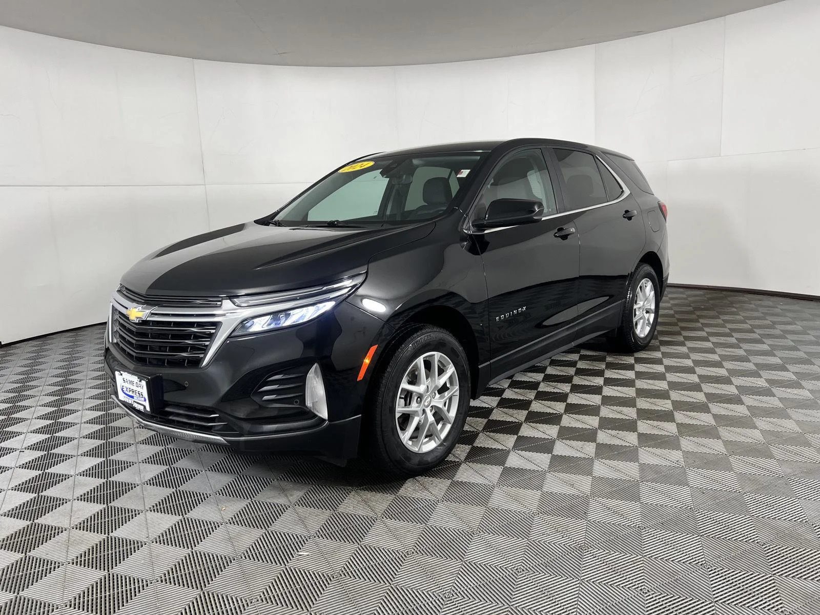 Used 2024 Mosaic Black Metallic Chevrolet LT image 4