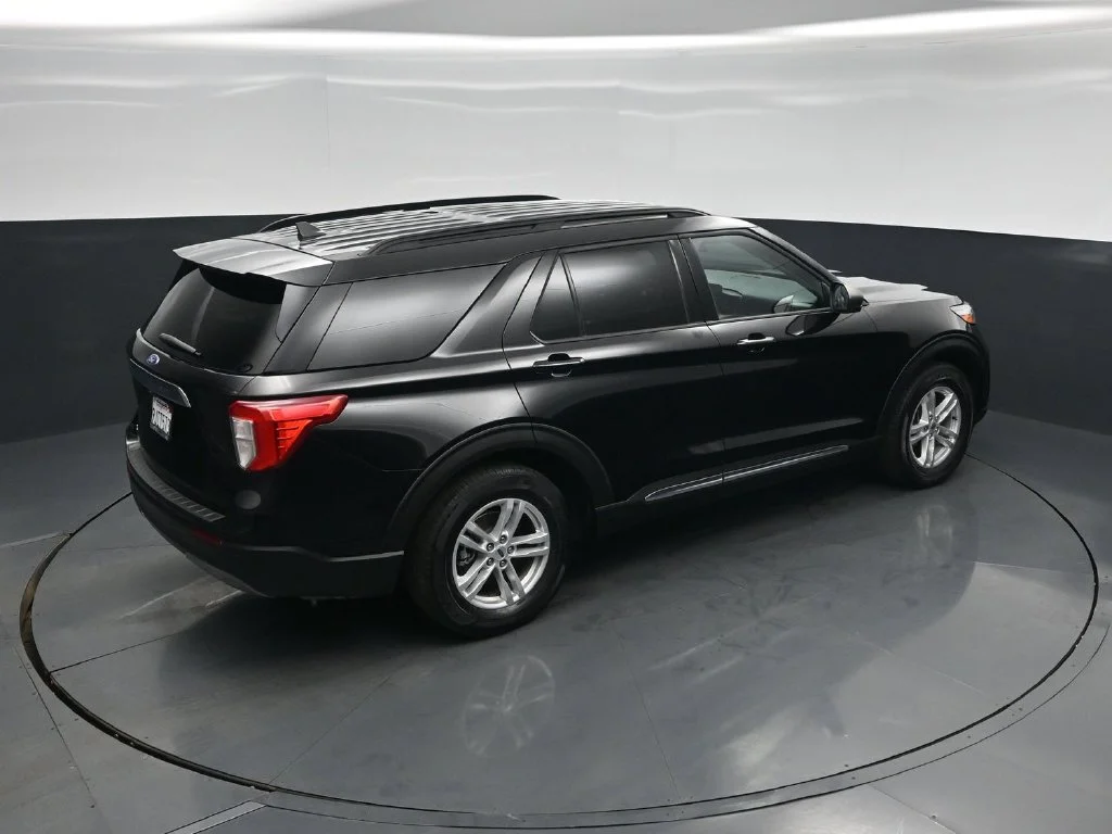 Used 2023 Black Ford XLT image 33