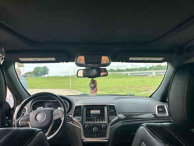 Used 2014 Black Jeep Overland image 10