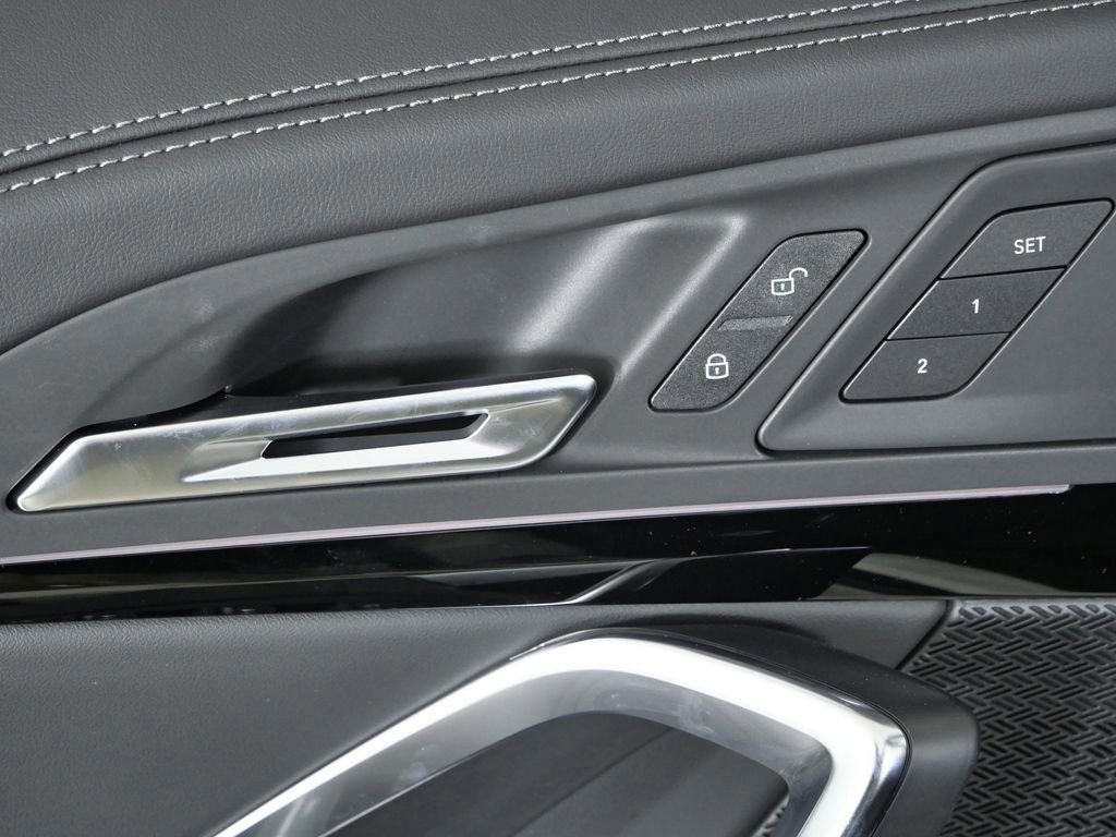 Used 2026 Alpine White BMW xDrive28i image 37
