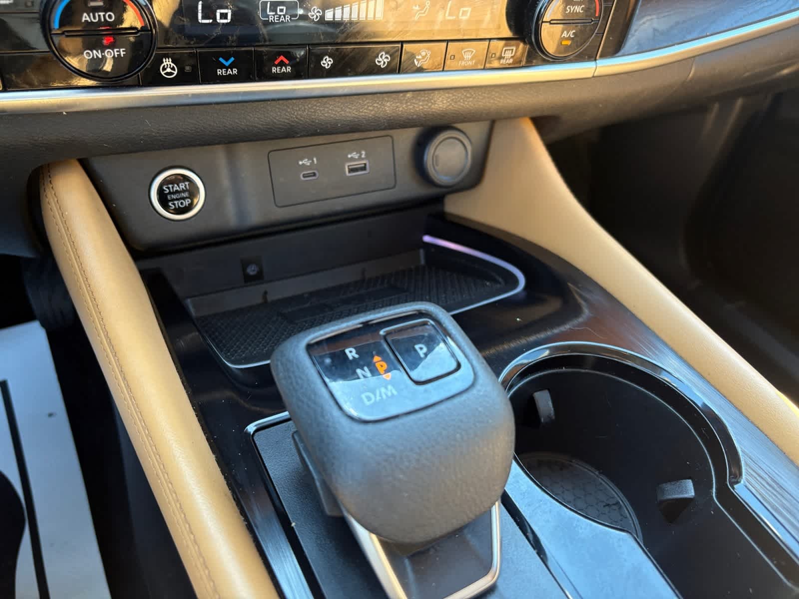 Used 2021 Pearl White Tricoat/Super Black Nissan Platinum image 19