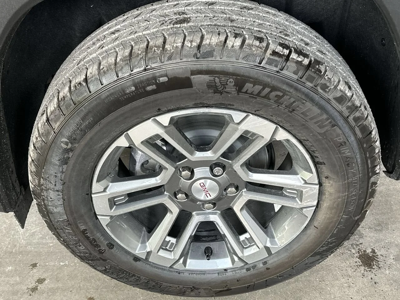 New 2027 Ebony Twilight Metallic GMC Elevation image 11