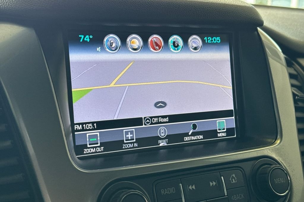Used 2018 Silver Ice Metallic Chevrolet Premier image 26