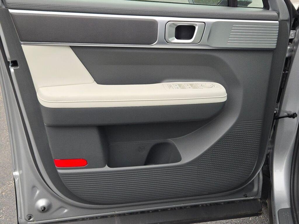 New 2026 Silver Hyundai SEL image 21