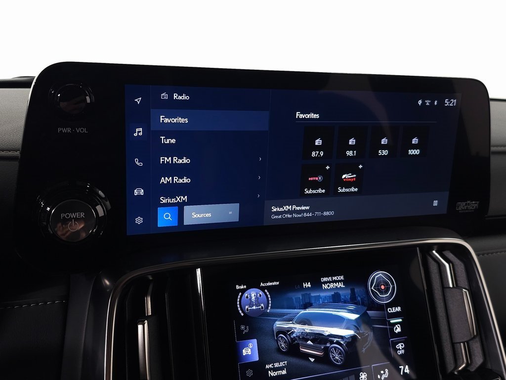 2025 LEXUS LX - Image 28