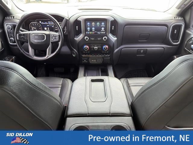 Used 2021 White Frost Tricoat GMC Denali image 9