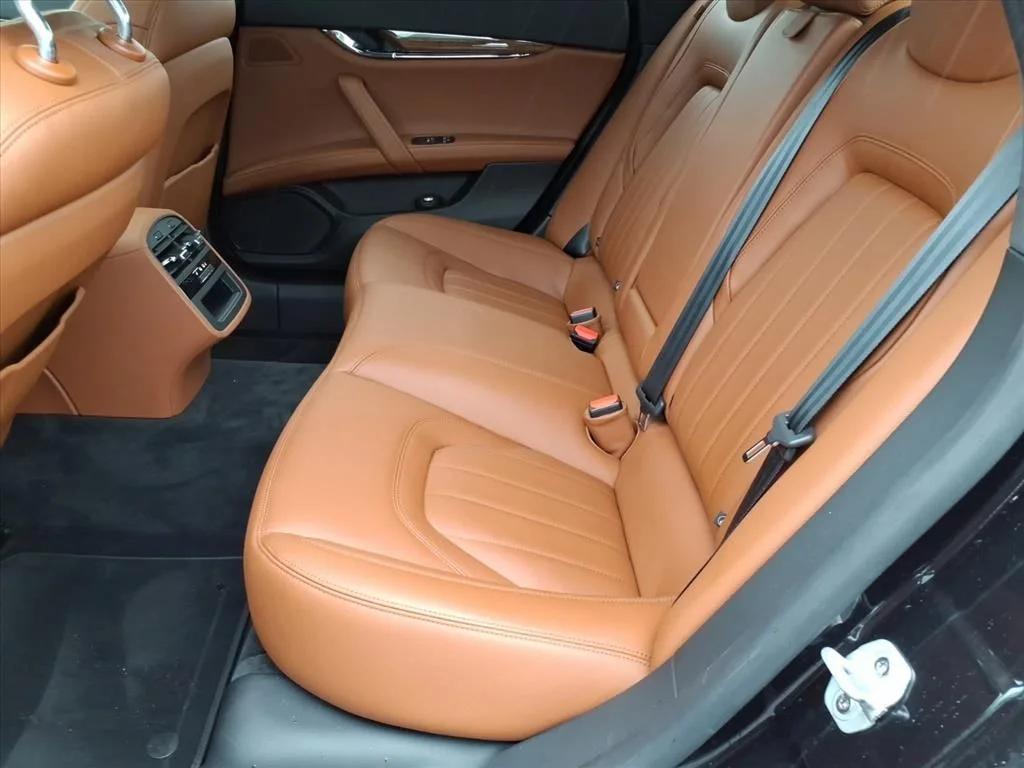 Used 2020 Black Maserati S Q4 image 12