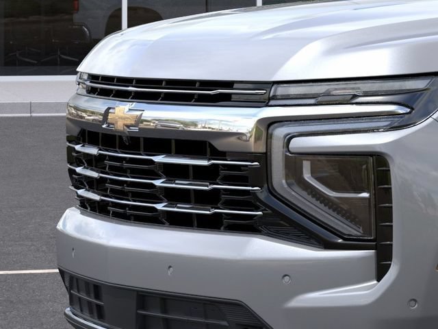 2026 Chevrolet Suburban LT - Photo 13