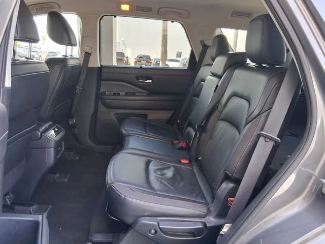 Used 2023 Gray Nissan SL image 21