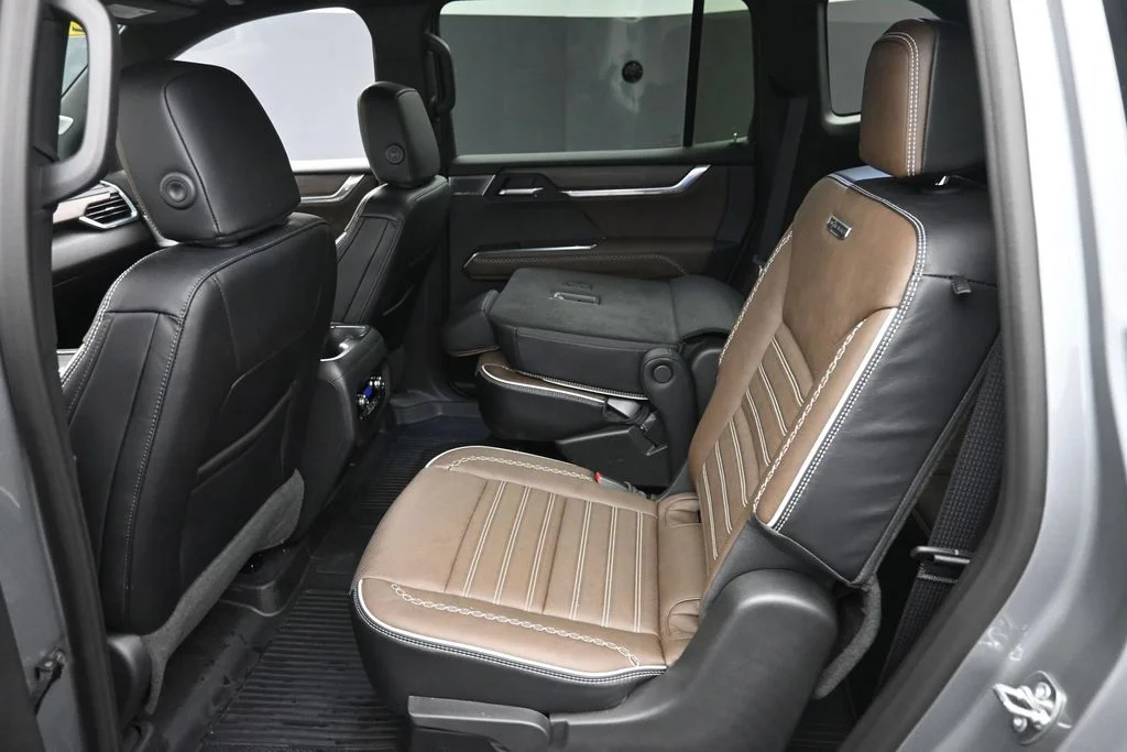 Used 2026 Silver GMC Denali Ultimate image 14