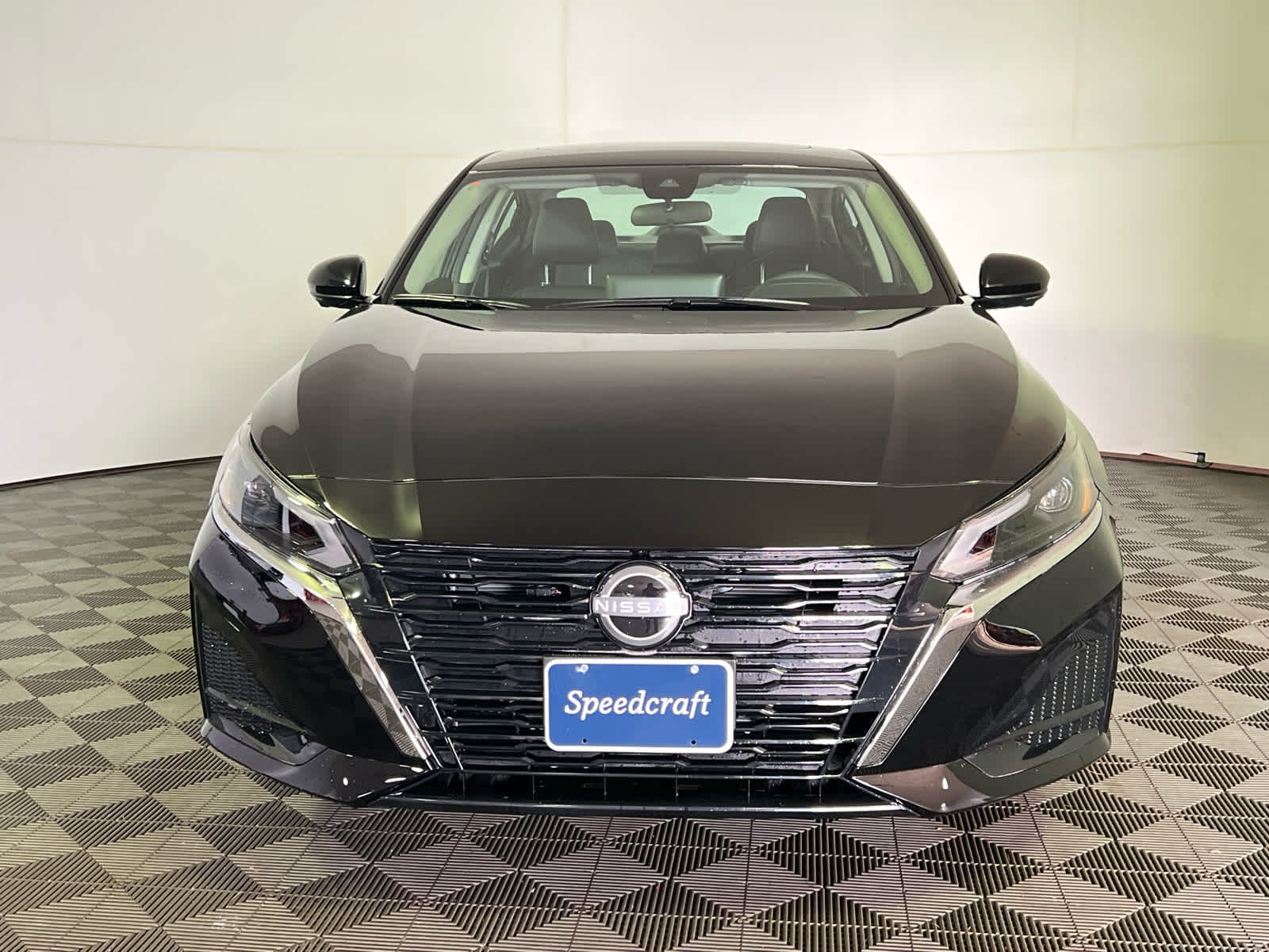 2025 Nissan Altima SL - Photo 2