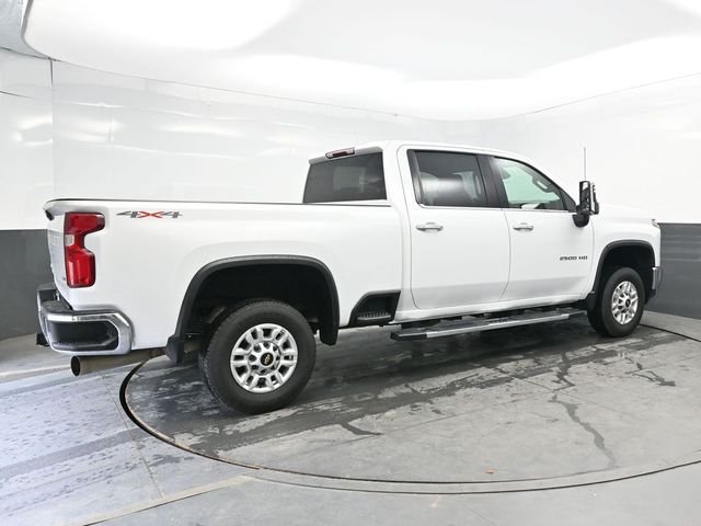 Used 2024 White Chevrolet LTZ image 7