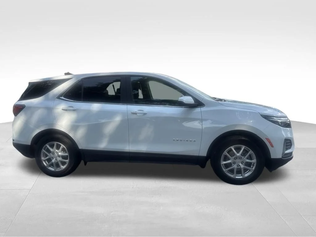Used 2024 White Chevrolet LT image 2